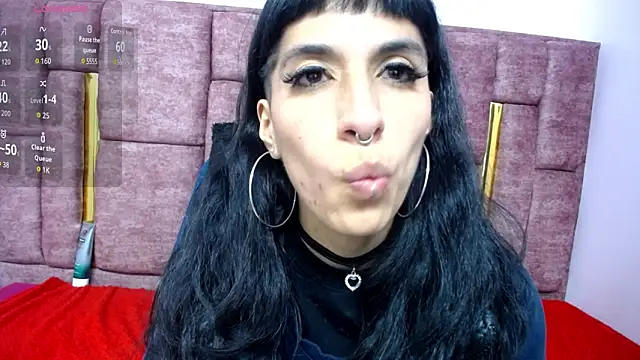 FRANCESCA LOVE  online show from 05/01/26, 12:32
