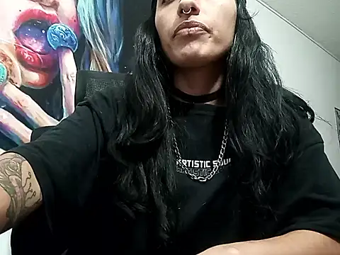 FRANCESCA LOVE  online show from 05/10/26, 10:37