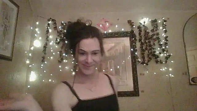 sillymillie4 online show from 02/10/26, 02:37