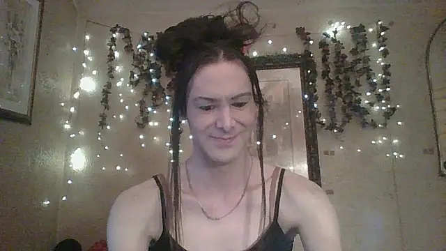 sillymillie4 online show from 02/15/26, 10:39