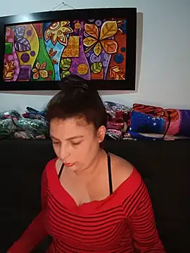 Dulce Athenea online show from 05/14/26, 08:15