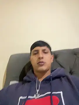 Snapshot of jaysimons11 chatting on 02/07/26, 09:40 jaysimons11 online show from 02/07/26, 09:40