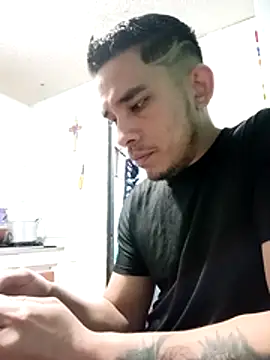 Snapshot of Harddick0094 chatting on 02/09/26, 06:01 Harddick0094 online show from 02/09/26, 06:01