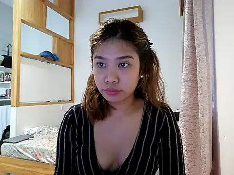 Snapshot of Avery_69 chatting on 03/06/26, 10:01 Avery 69 online show from 03/06/26, 10:01