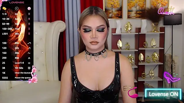 PrettyCockAthena online show from 05/05/26, 12:29