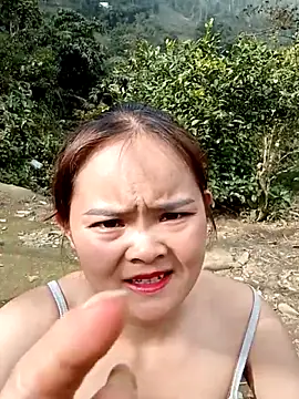 Snapshot of Luminana chatting on 02/07/26, 03:10 Luminana online show from 02/07/26, 03:10