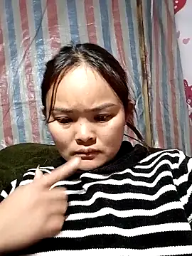 Snapshot of Luminana chatting on 02/11/26, 03:44 Luminana online show from 02/11/26, 03:44