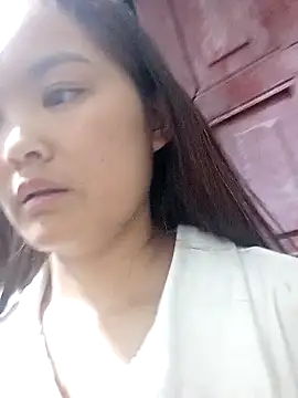 Snapshot of Luminana chatting on 03/18/26, 01:14 Luminana online show from 03/18/26, 01:14