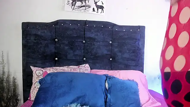 Snapshot of sexy_diablaa chatting on 03/03/26, 02:12 sexy diablaa online show from 03/03/26, 02:12