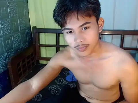 Snapshot of twink_ivanxxxx chatting on 02/10/26, 11:14 twink ivanxxxx online show from 02/10/26, 11:14