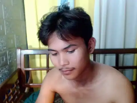 Snapshot of twink_ivanxxxx chatting on 02/15/26, 11:30 twink ivanxxxx online show from 02/15/26, 11:30