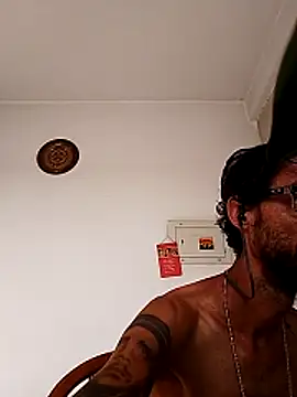 Swicth love online show from 05/01/26, 10:53