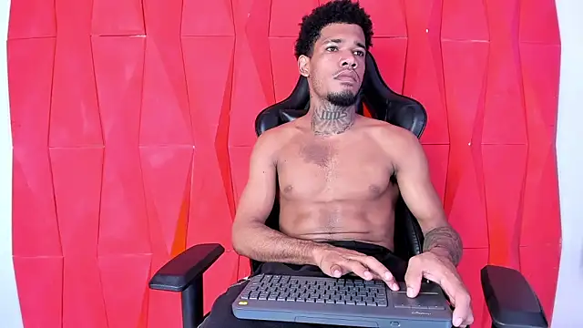 Nehemiaa boy online show from 05/11/26, 02:45