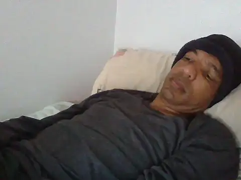 Snapshot of lavelle26 chatting on 02/15/26, 07:38 lavelle26 online show from 02/15/26, 07:38