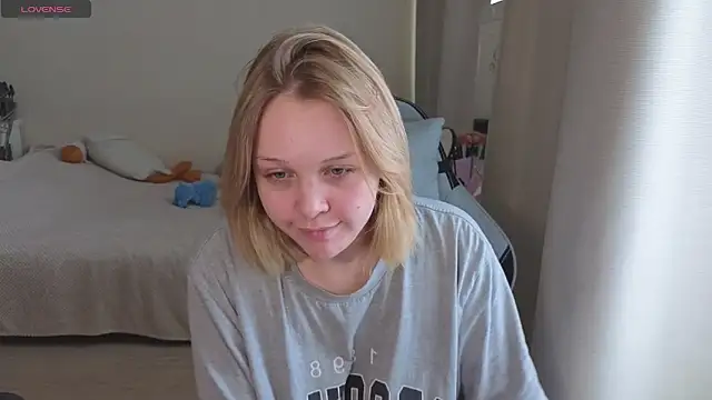 Jenifer lo online show from 05/10/26, 05:45