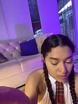Emily Harpeer online show from 07/11/26, 11:46