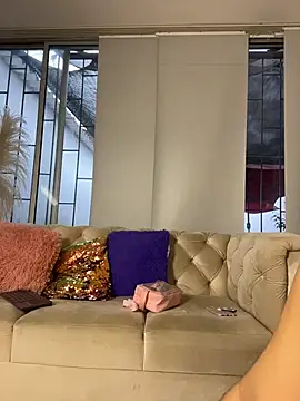 Emily Harpeer online show from 07/12/26, 11:45