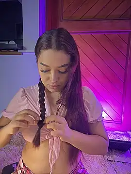 Emily Harpeer online show from 07/31/26, 11:42