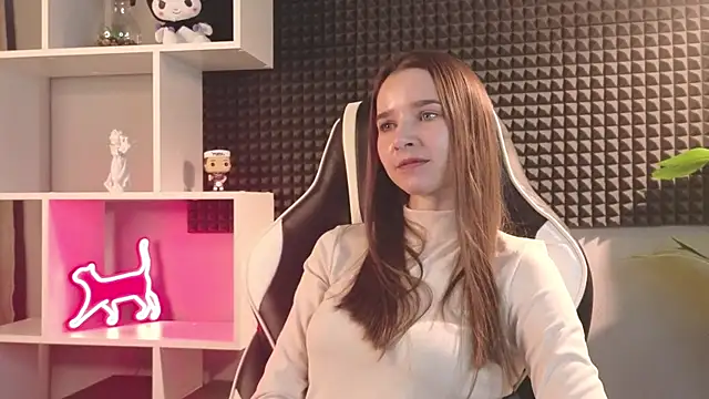 Snapshot of OnyxViper chatting on 02/19/26, 08:43 OnyxViper online show from 02/19/26, 08:43