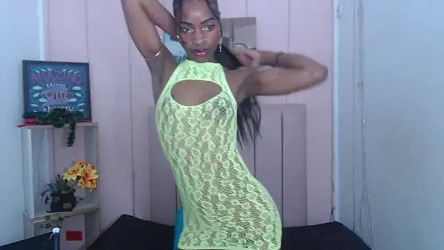 charlothcameronrs707 online show from 05/01/26, 12:10