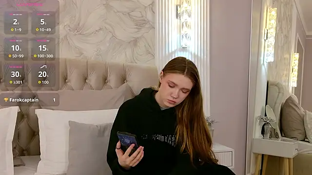 Snapshot of StacyHicks chatting on 03/13/26, 02:56 StacyHicks online show from 03/13/26, 02:56