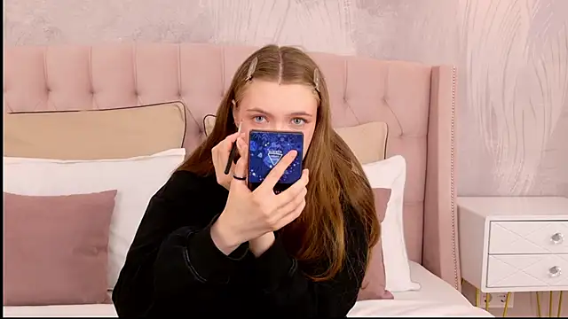 Snapshot of StacyHicks chatting on 03/14/26, 03:06 StacyHicks online show from 03/14/26, 03:06