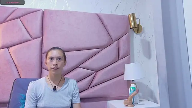 Snapshot of kimberlypink_ chatting on 03/03/26, 11:27 kimberlypink online show from 03/03/26, 11:27