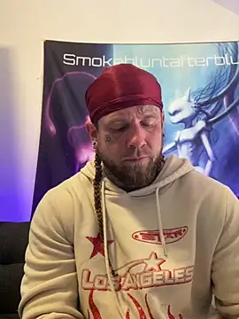 Smokebluntafterblunt online show from 04/27/26, 12:36