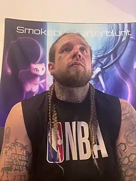Smokebluntafterblunt online show from 04/28/26, 03:22