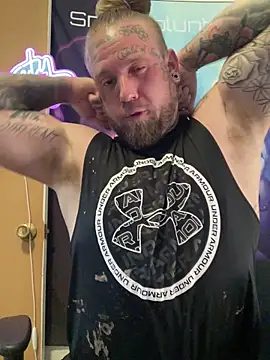 Snapshot of Smokebluntafterblunt chatting on 06/10/26, 01:10 Smokebluntafterblunt online show from 06/10/26, 01:10