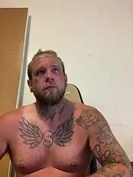Smokebluntafterblunt online show from 07/04/26, 08:53