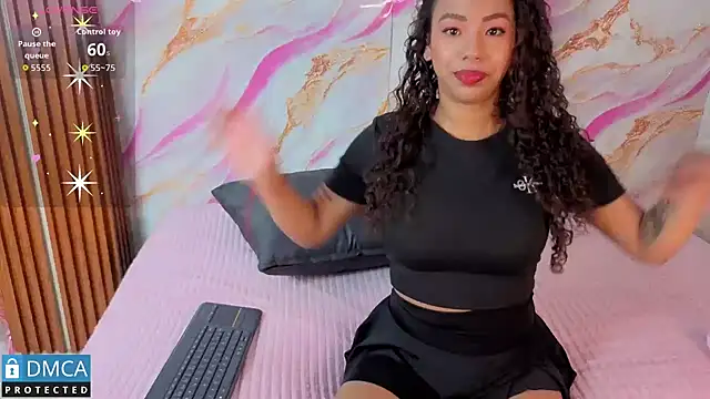 sandra rey  online show from 06/26/26, 07:07