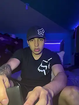 Snapshot of dirtydickkk chatting on 03/19/26, 02:15 dirtydickkk online show from 03/19/26, 02:15