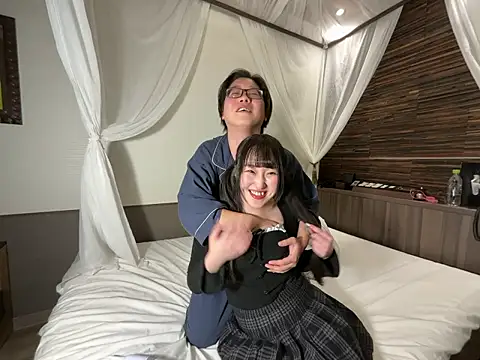 Snapshot of shibuya-bancho chatting on 02/10/26, 01:37 shibuya-bancho online show from 02/10/26, 01:37