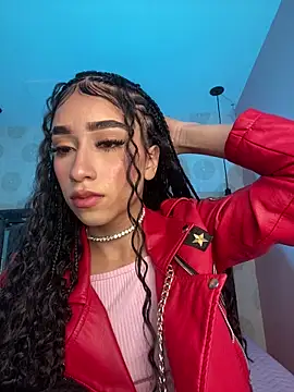 Snapshot of alahia_pink chatting on 03/26/26, 04:07 alahia pink online show from 03/26/26, 04:07