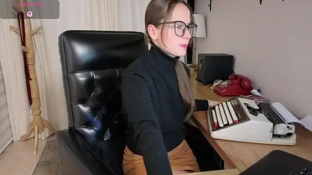 kate thompson  online show from 05/02/26, 11:04