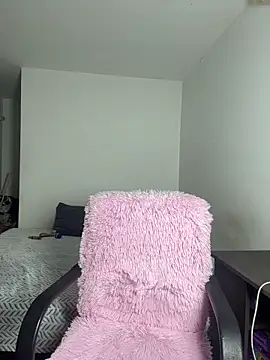 Snapshot of Kim_2026 chatting on 02/24/26, 04:21 Kim 2026 online show from 02/24/26, 04:21