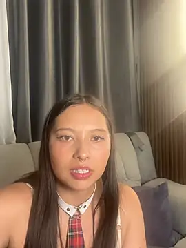 Snapshot of Kim_2026 chatting on 02/28/26, 03:07 Kim 2026 online show from 02/28/26, 03:07