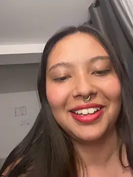 Snapshot of Kim_2026 chatting on 03/07/26, 08:22 Kim 2026 online show from 03/07/26, 08:22