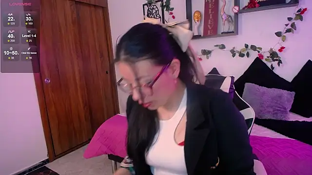 QueenRose94 online show from 02/19/26, 01:07