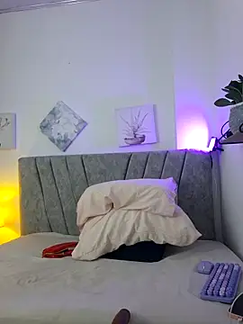 Wild lilhyy online show from 05/07/26, 11:10