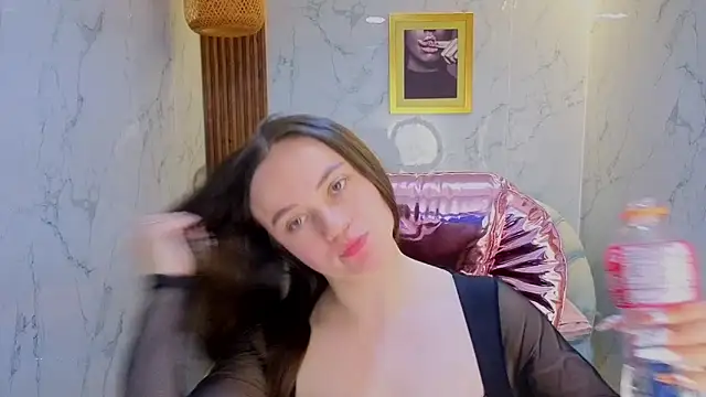 Amelia Cooper s online show from 06/03/26, 08:14