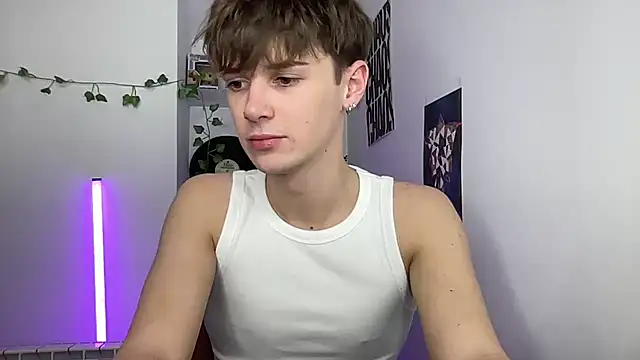 YourMilkyGuy online show from 04/30/26, 06:25