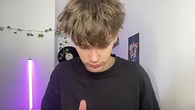 YourMilkyGuy online show from 05/01/26, 04:11
