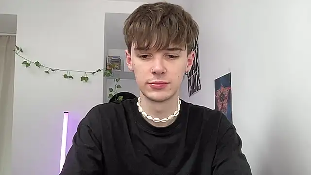 YourMilkyGuy online show from 06/18/26, 09:47