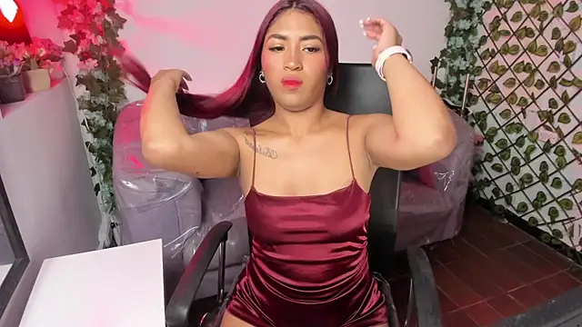 ChloeLombardi  online show from 06/11/26, 02:04