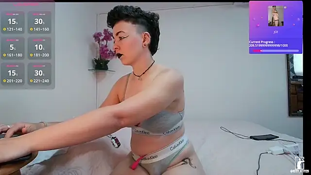 kittyfitty29 online show from 05/24/26, 10:15