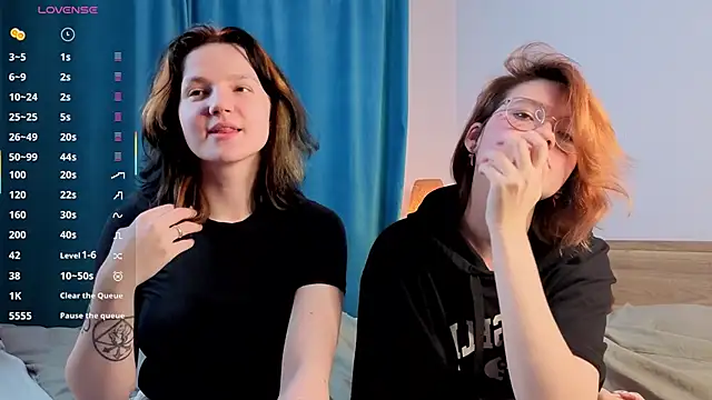 LatriceDosier online show from 04/13/26, 10:04