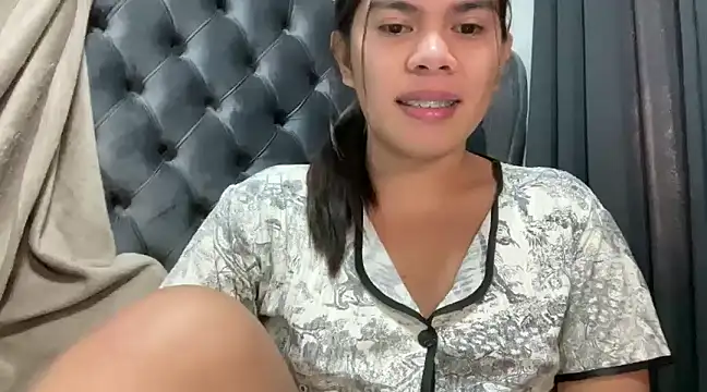 Mooree naba online show from 01/17/25, 11:18