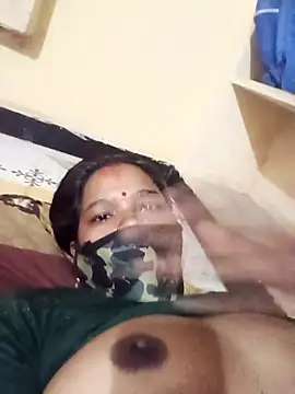 Snapshot of Kirti_sacsena chatting on 03/13/26, 08:59 Kirti sacsena online show from 03/13/26, 08:59